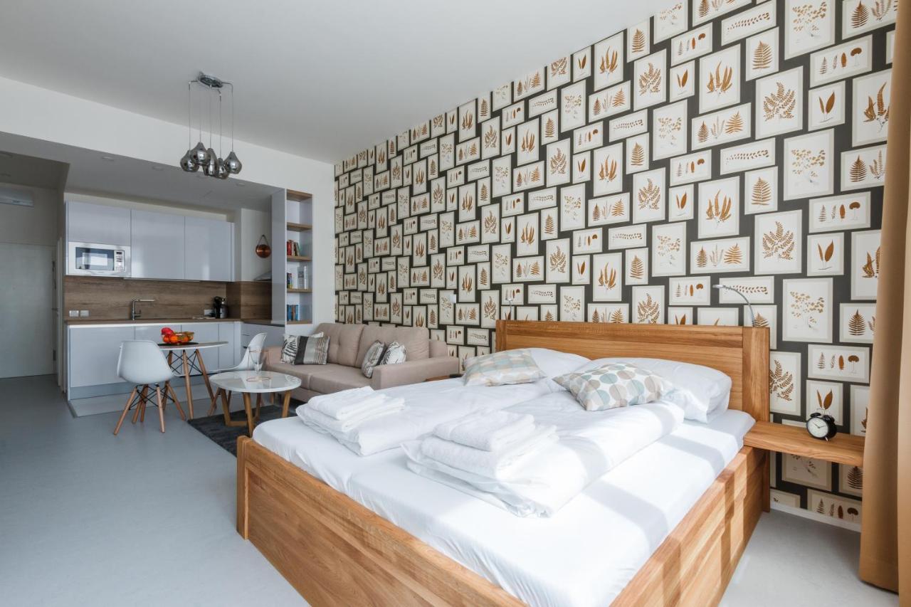 Designer Studio In New Town By Prague Days Lejlighed Eksteriør billede